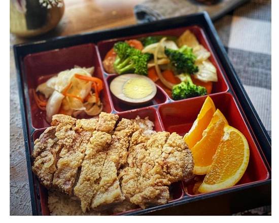 Crispy Pork Chop Bento 炸豬排便當